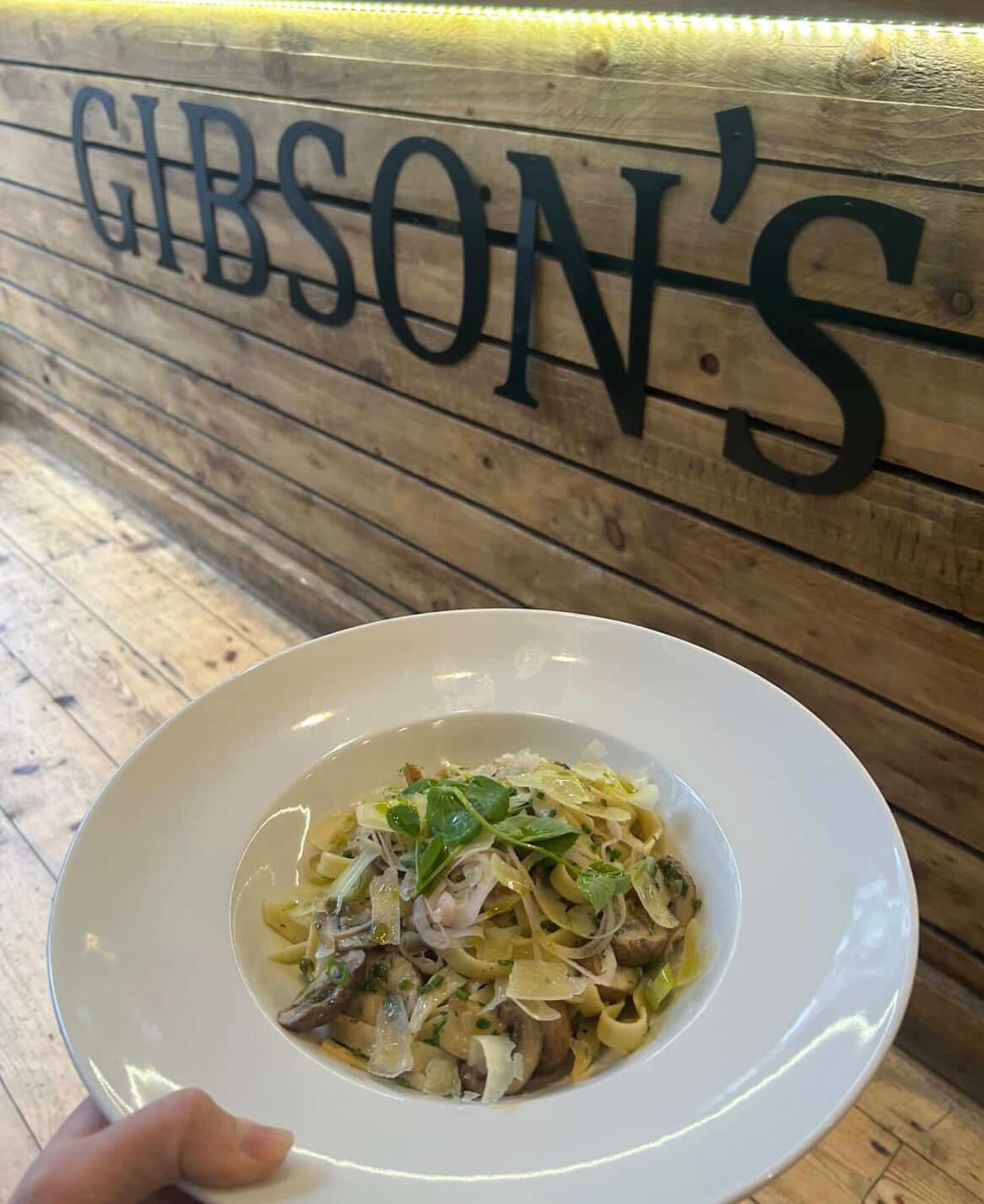 We have tables available for dinner service this evening, tables available from 5pm till 9pm.Give us a call or reserve a table on open table to get booked 😊We serve our delicious wild mushroom and truffle linguine as one of our options for evening diners, don’t miss out🍽️🍷